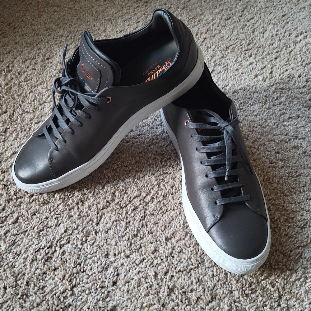 Good man Grey shoes
